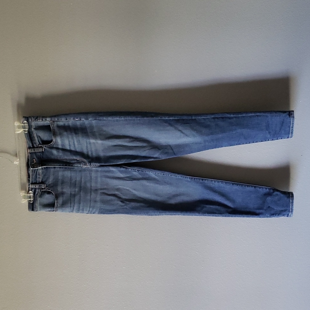 American Eagle highest rise jegging- 6 reg